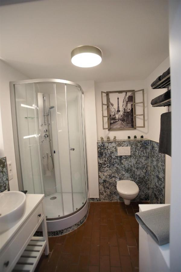 Apartment Mill Valley